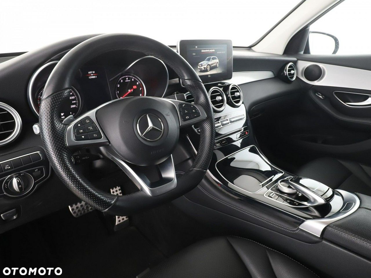 Mercedes-Benz GLC 350 e 4Matic 7G-TRONIC AMG Line - 14