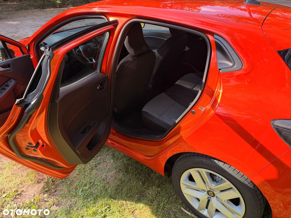 Renault Clio TCe 90 EVOLUTION - 13
