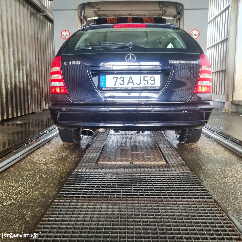 Mercedes-Benz C 180 - 13