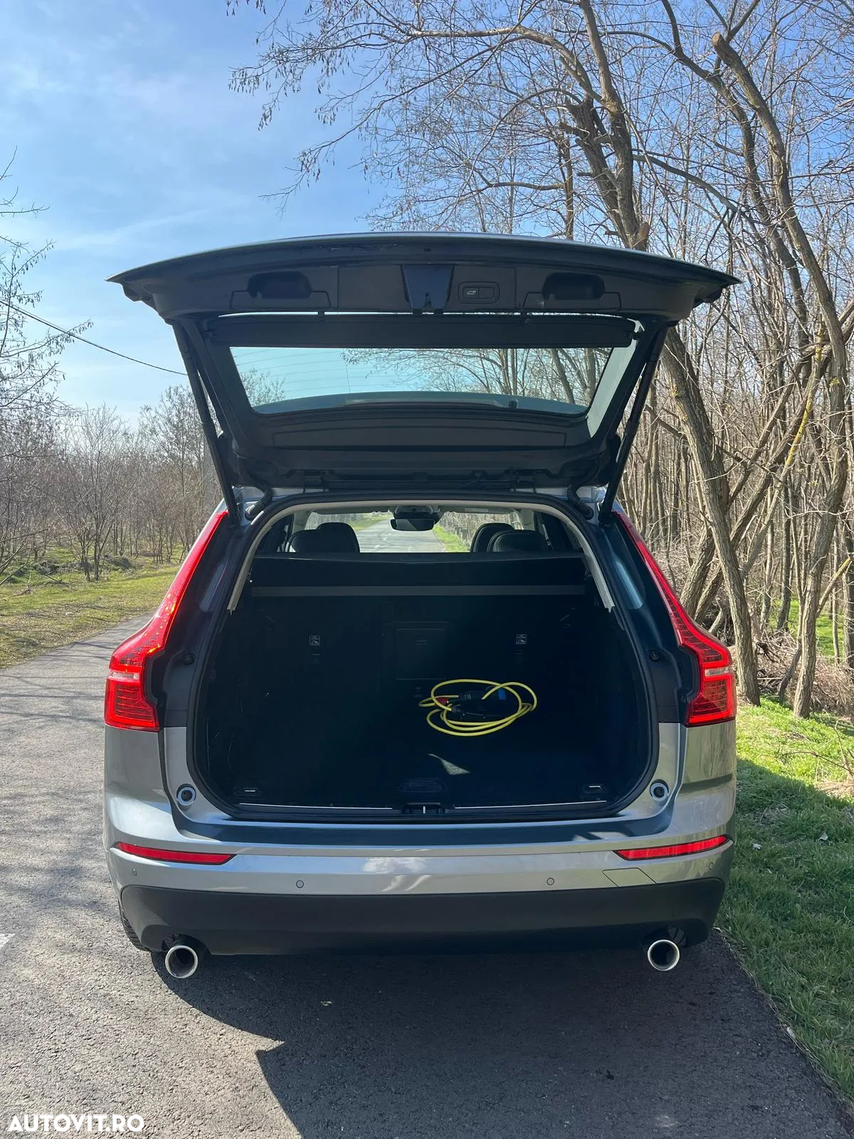 Volvo XC 60 T8 Twin Engine AWD Momentum - 8