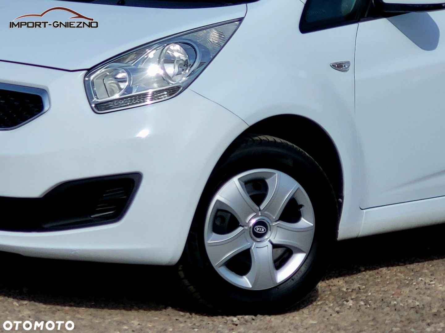 Kia Venga - 23