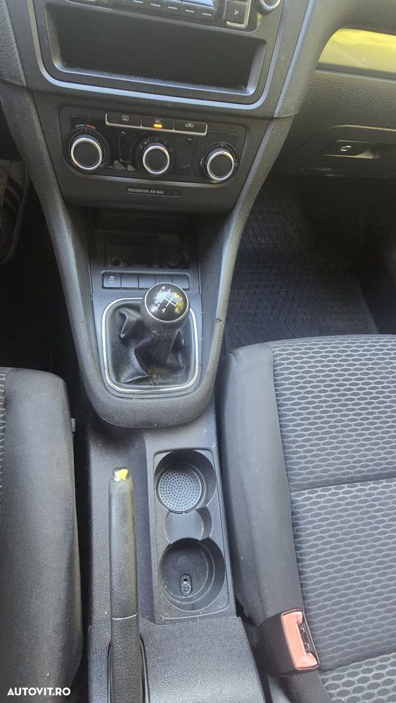 Volkswagen Golf 1.6 TDI DPF Trendline - 5