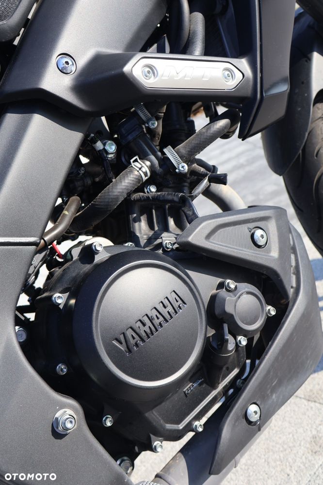 Yamaha MT - 4