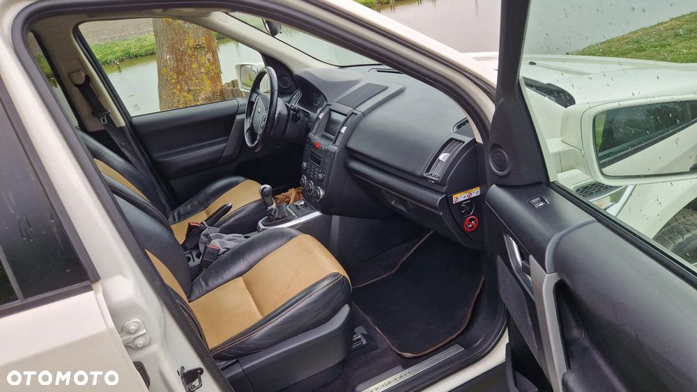 Land Rover Freelander TD4_e HSE - 33
