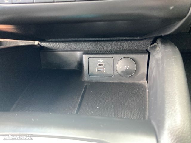 Ford Focus 1.0 EcoBoost Hybrid Aut. ACTIVE DESIGN - 30