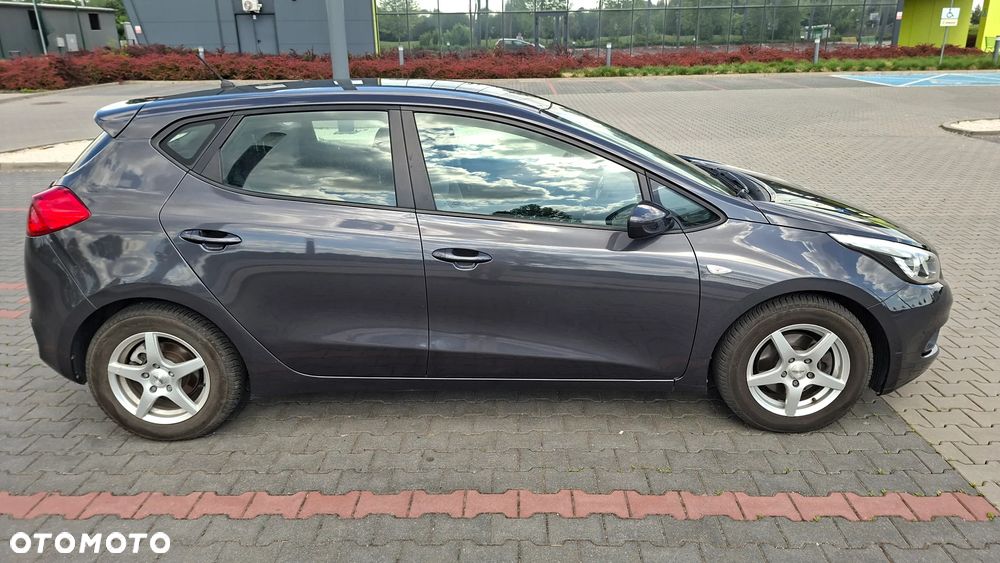 Kia Ceed 1.4 S - 6