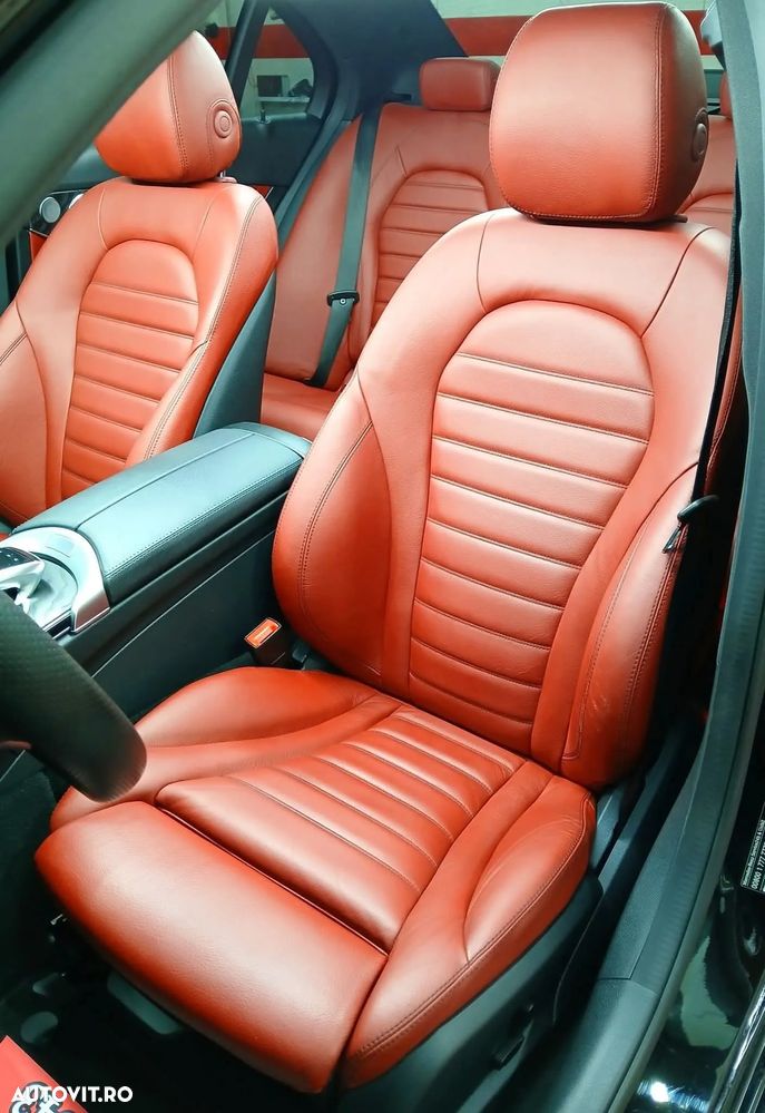 Mercedes-Benz C 220 d 4Matic 9G-TRONIC AMG Line - 4