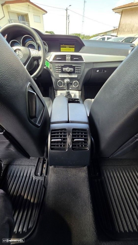 Mercedes-Benz C 200 - 16