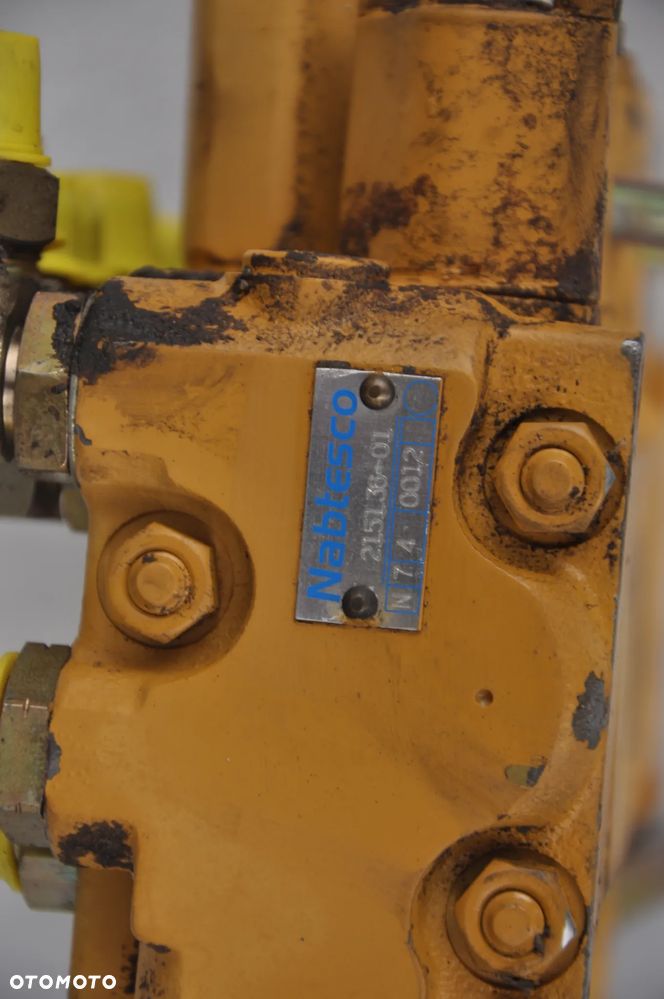 Rozdzielacz hydrauliczny Yanmar SV08 - 7