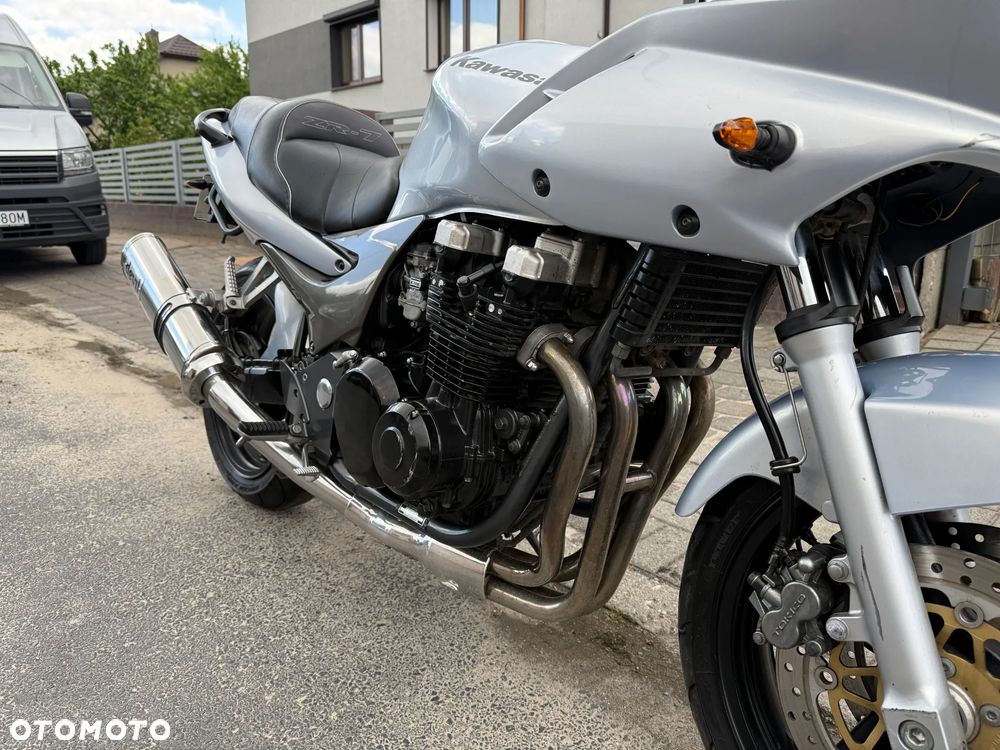 Kawasaki ZR - 25