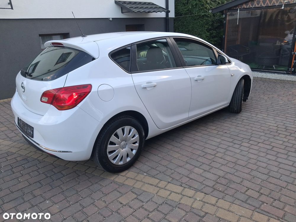 Opel Astra 1.6 Cosmo - 2