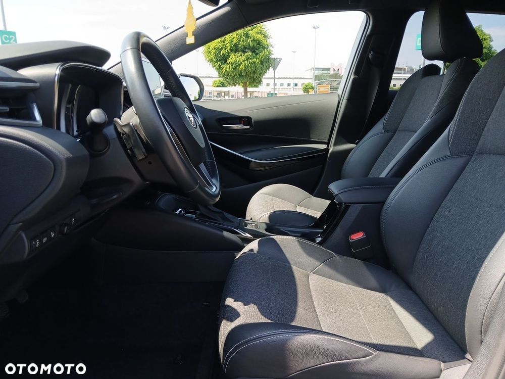 Toyota Corolla 2.0 Hybrid Comfort - 15