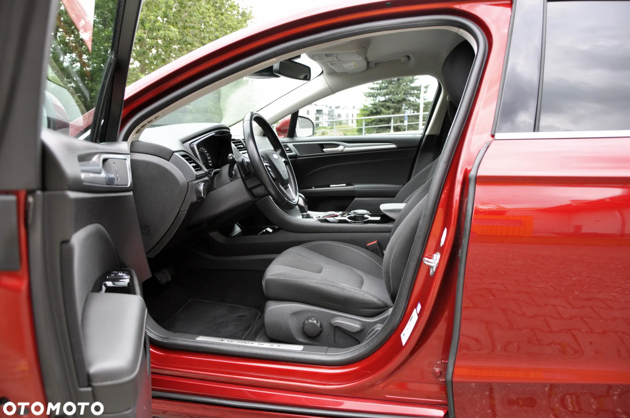 Ford Mondeo 2.0 TDCi Titanium PowerShift - 17