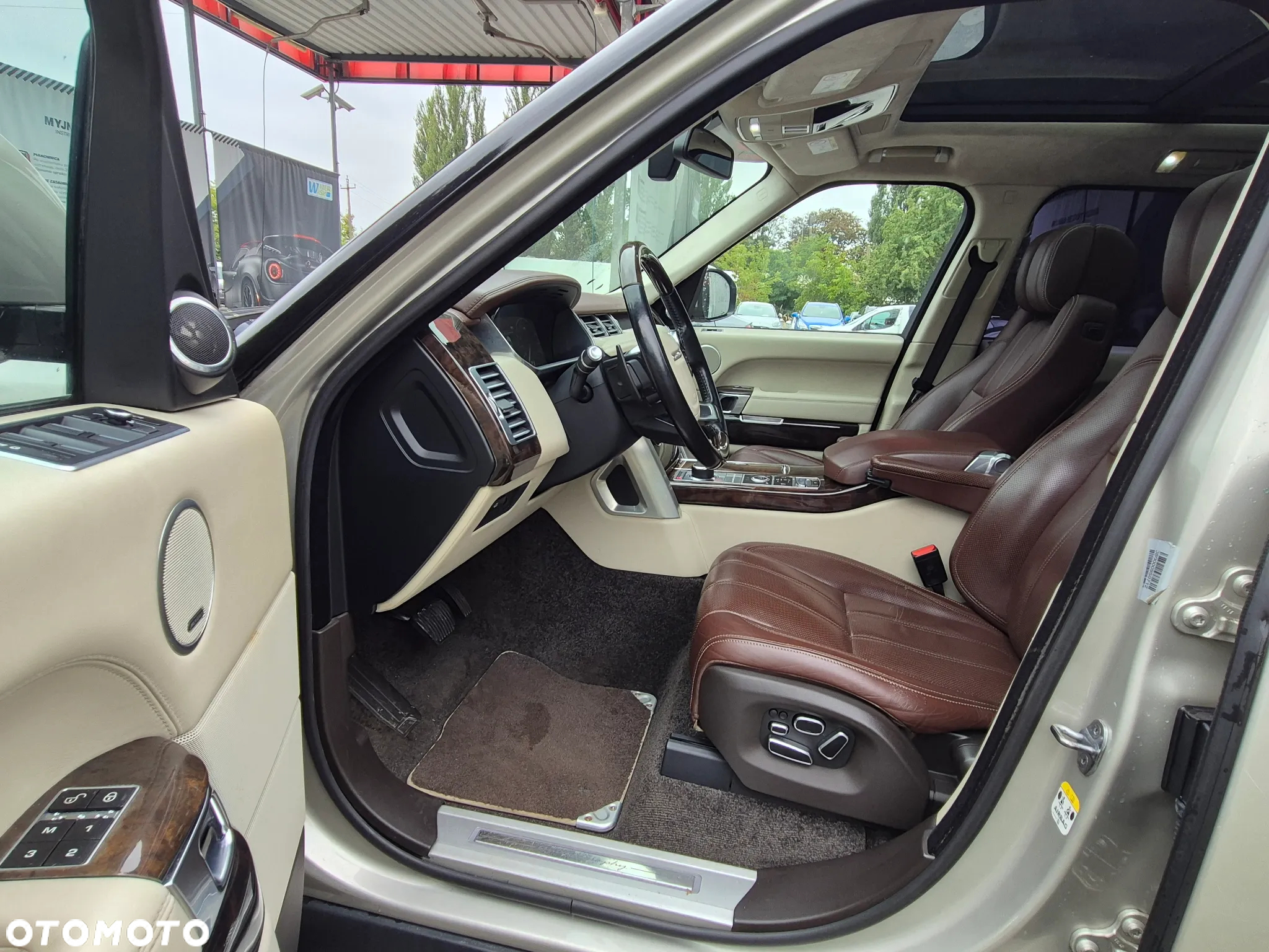 Land Rover Range Rover 4.4SD V8 LWB Vogue - 23