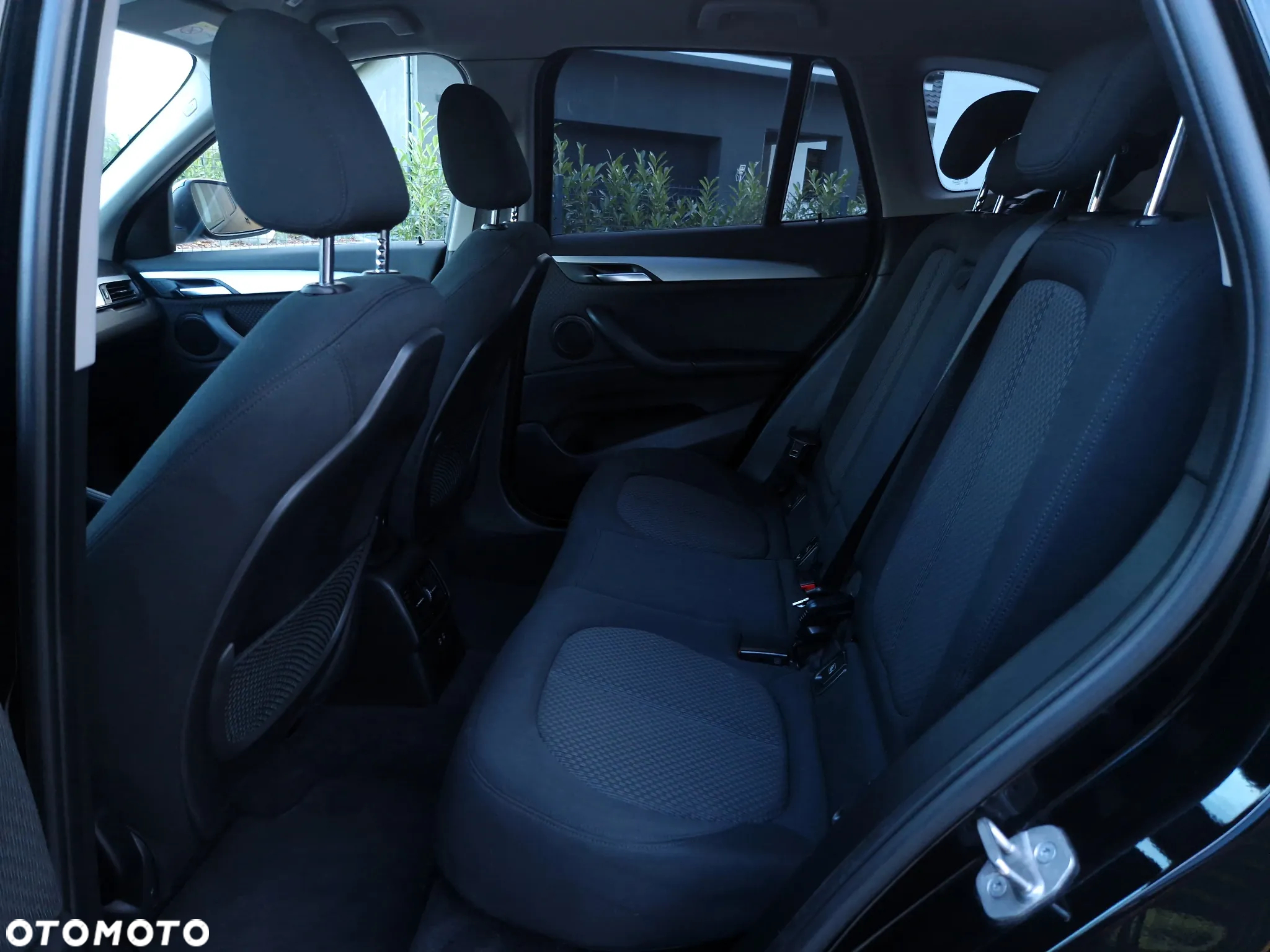 BMW X1 sDrive18i Advantage - 19