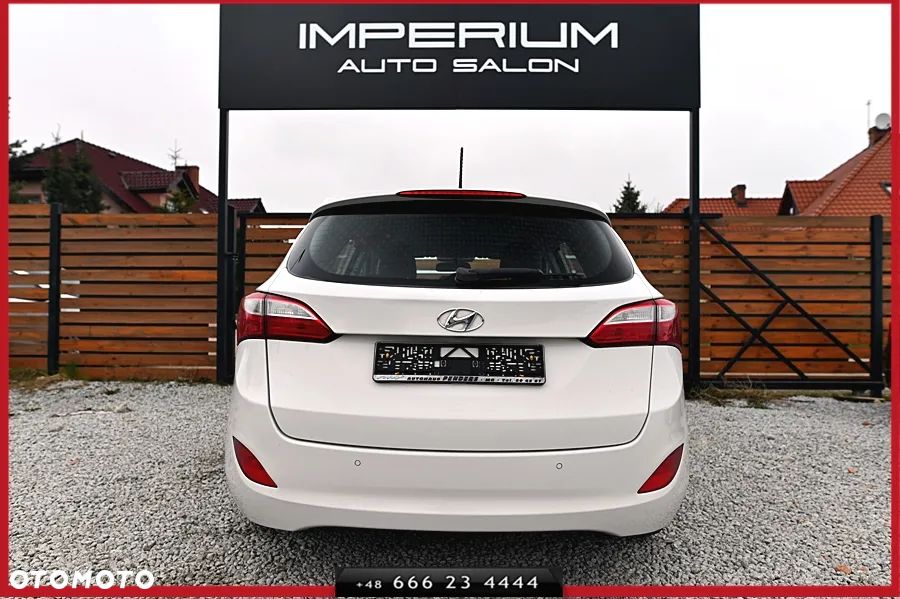 Hyundai i30 blue Kombi 1.6 CRDi DCT Passion - 11