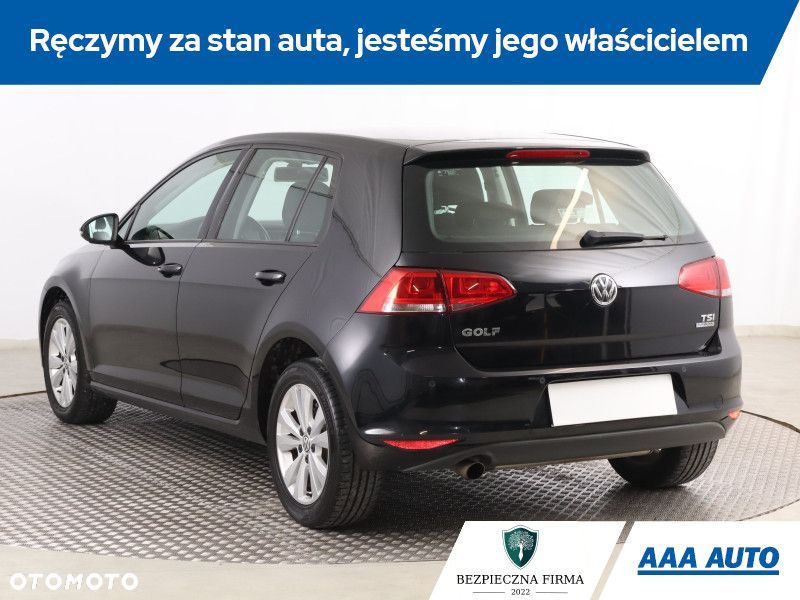 Volkswagen Golf - 5