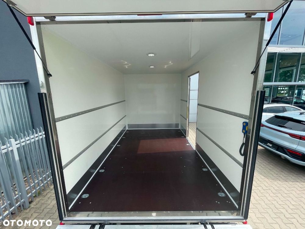 Ford transit - 12