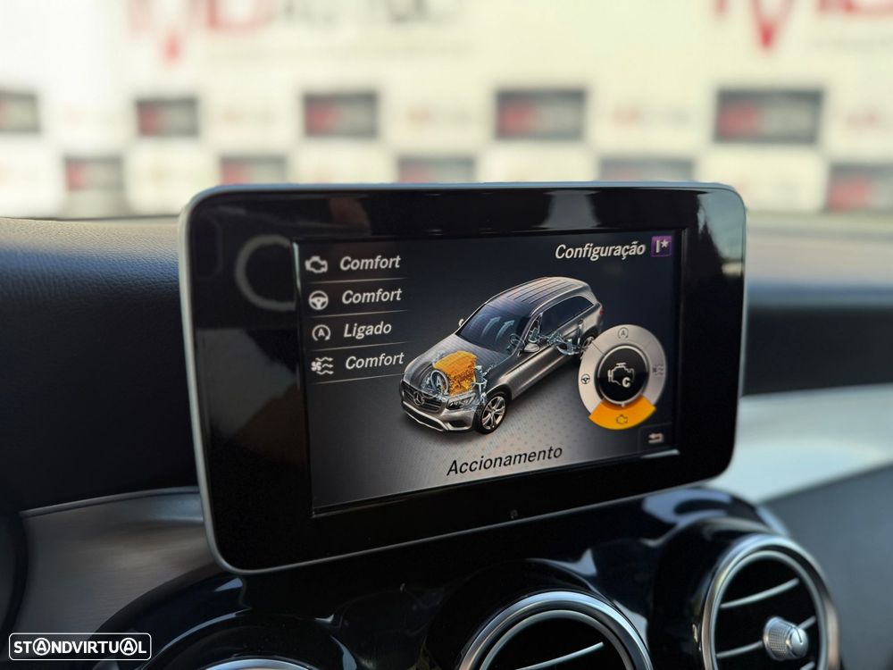 Mercedes-Benz GLC 250 d AMG Line 4-Matic - 41