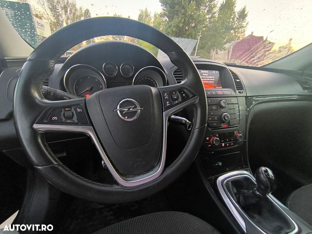 Opel Insignia 2.0 CDTI ECOFLEX - 9