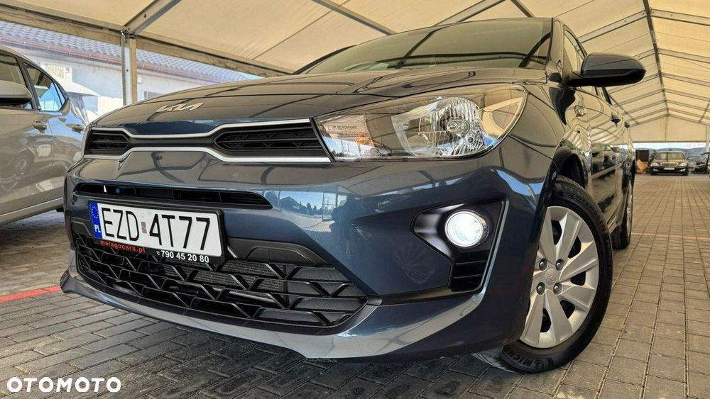 Kia Rio - 16