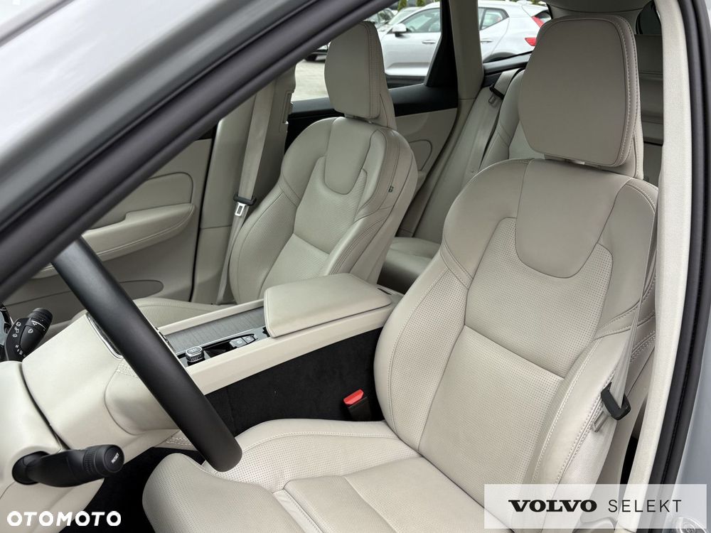 Volvo XC 60 - 24