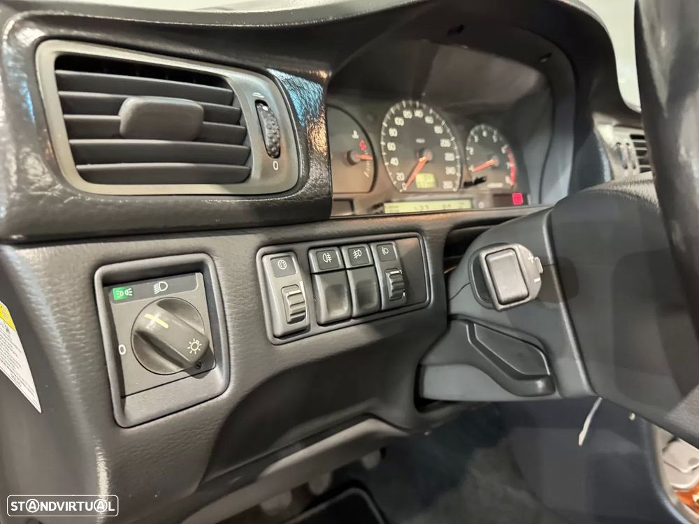 Volvo C70 2.0 LT - 28