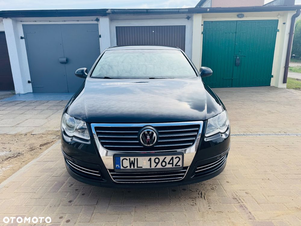 Volkswagen Passat 1.9 TDI Individual - 3