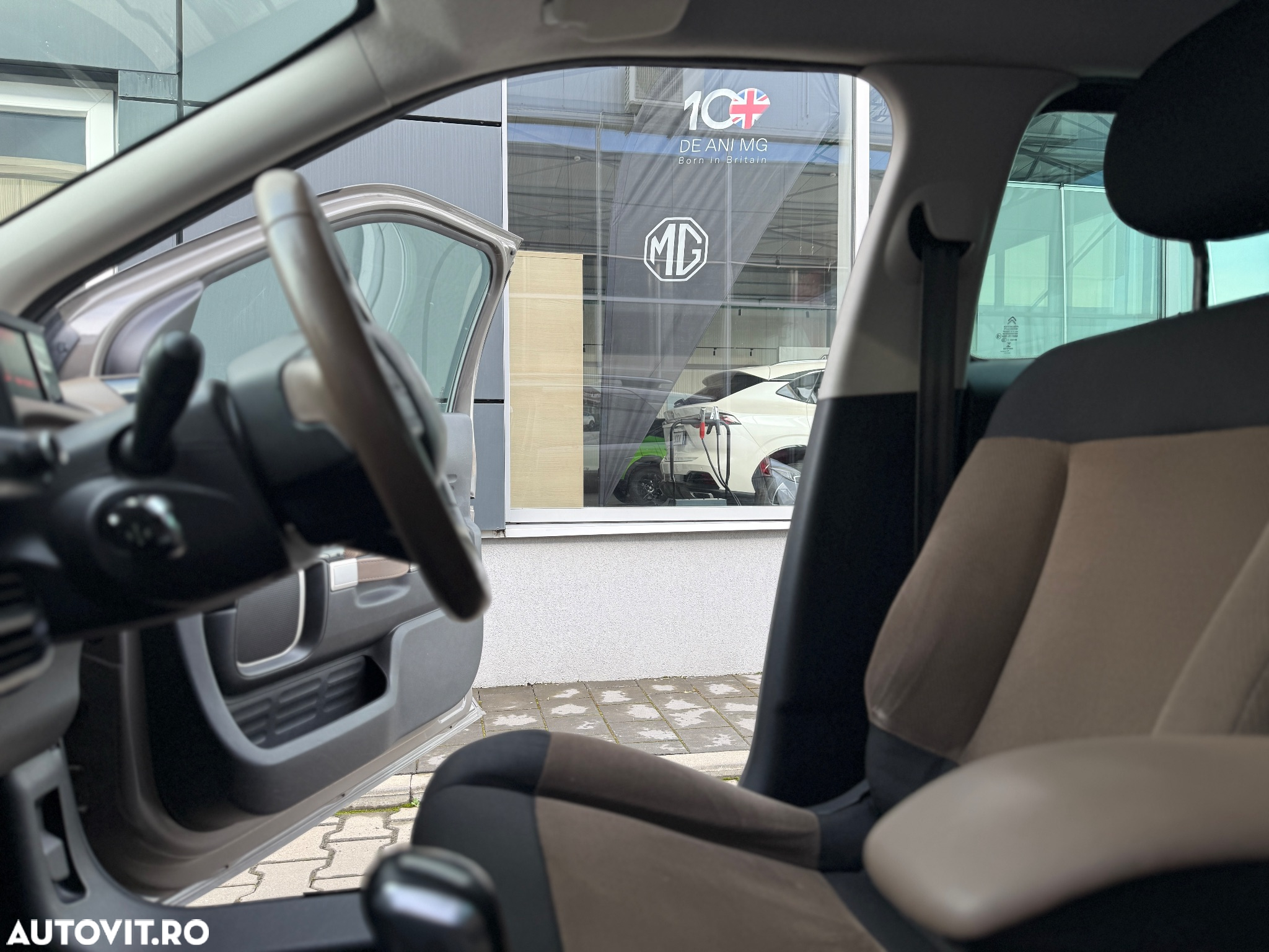 Citroën C4 Cactus PureTech 82 Feel Edition - 30