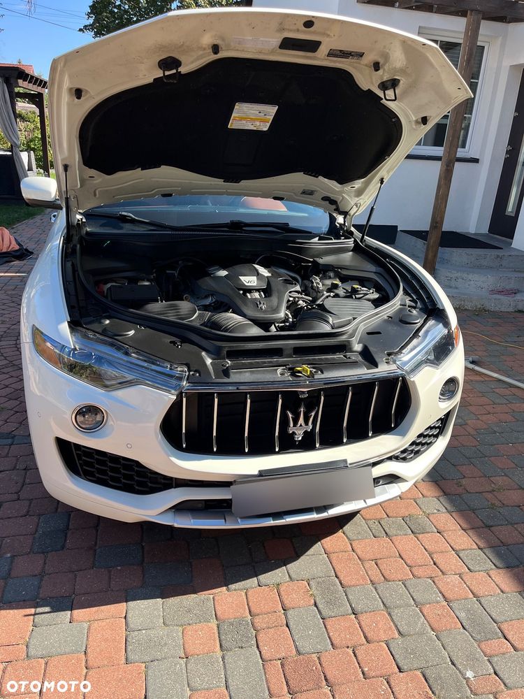 Maserati Levante Granlusso - 26