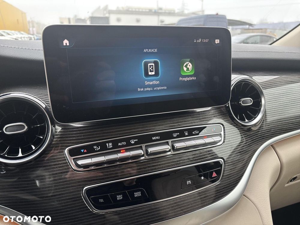 Mercedes-Benz EQV - 26