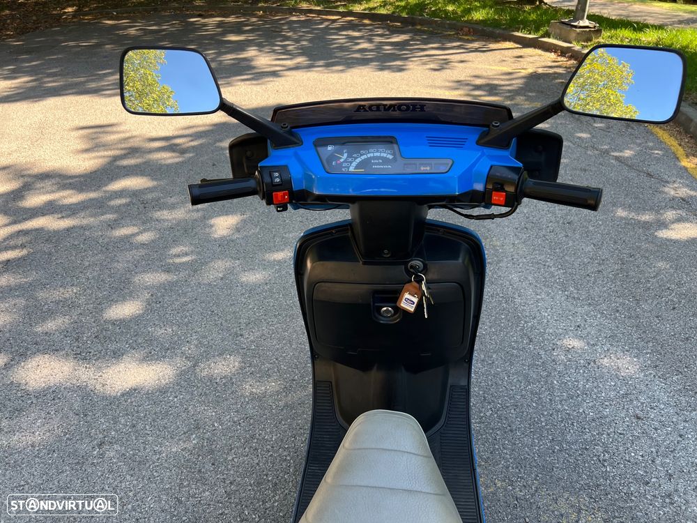 Honda Lead Rothmans - 6