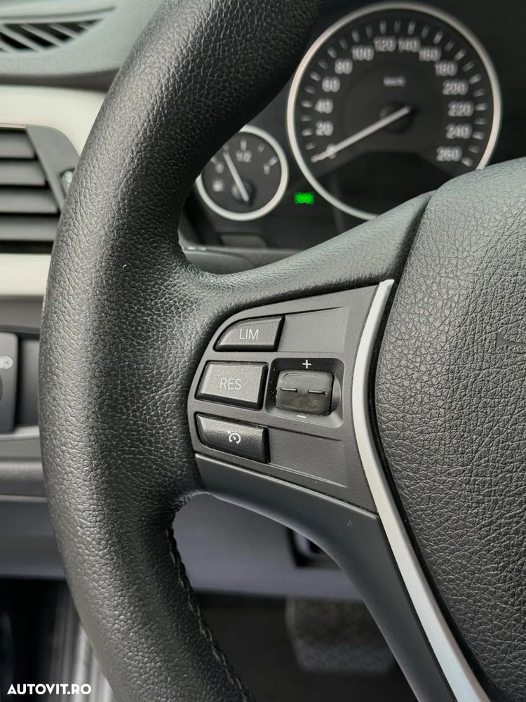 BMW Seria 3 318i Aut. Advantage - 22