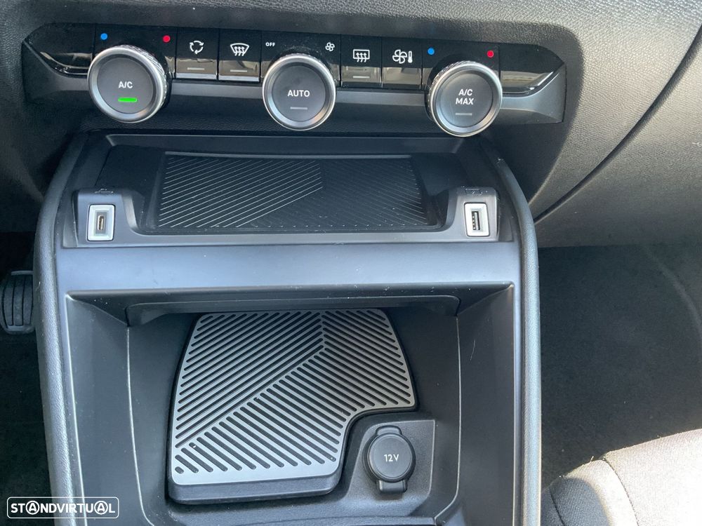Citroën C4 1.2 PureTech Feel - 28