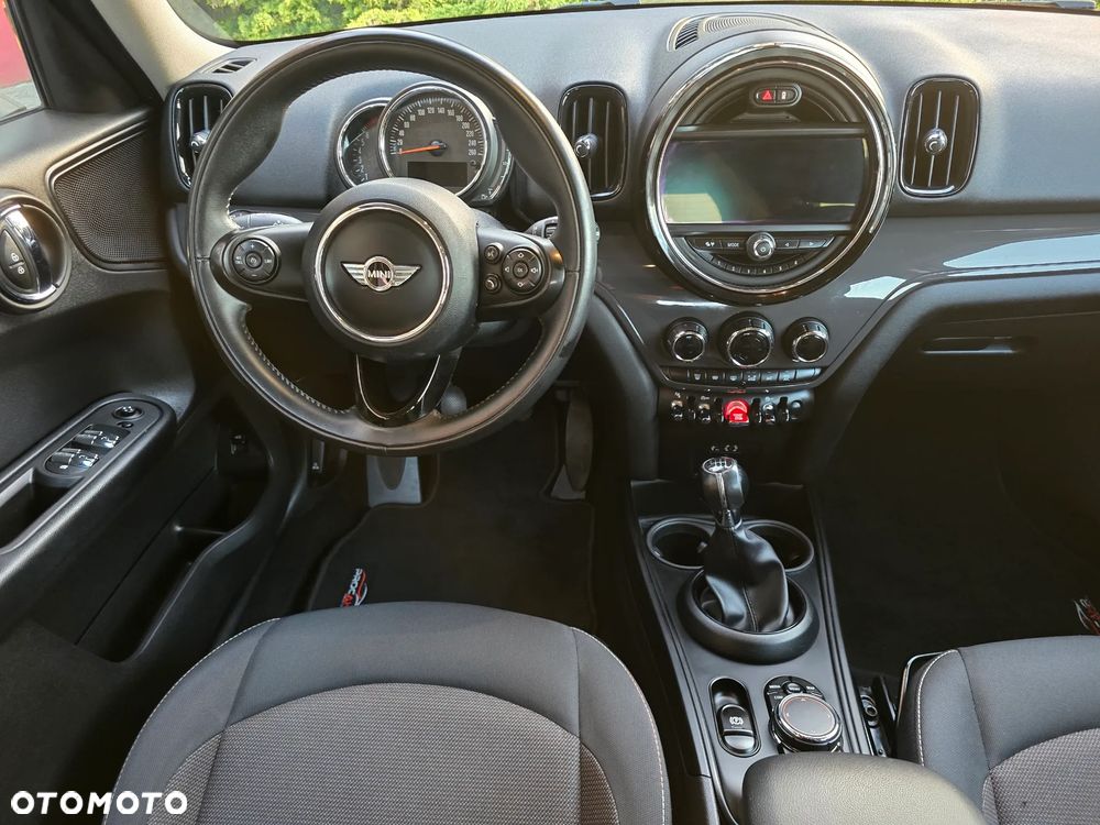 MINI Countryman Cooper Estate Edition - 9