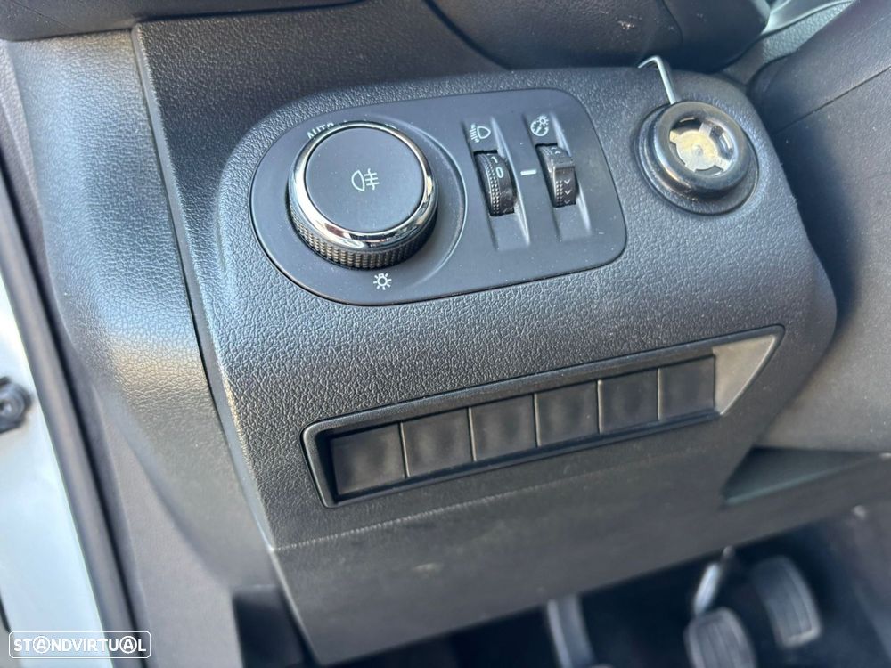 Opel Combo 1.5 CDTi 102cv L1H1 ENJOY - AC - IVA DEDUTÍVEL - 22