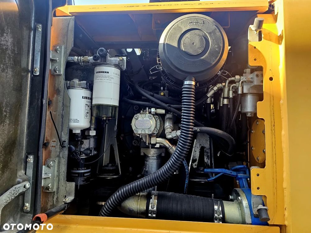 Liebherr A916 - 14