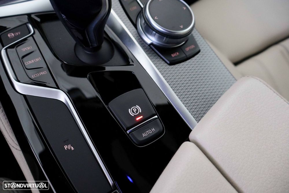 BMW 520 d Pack M Auto - 42