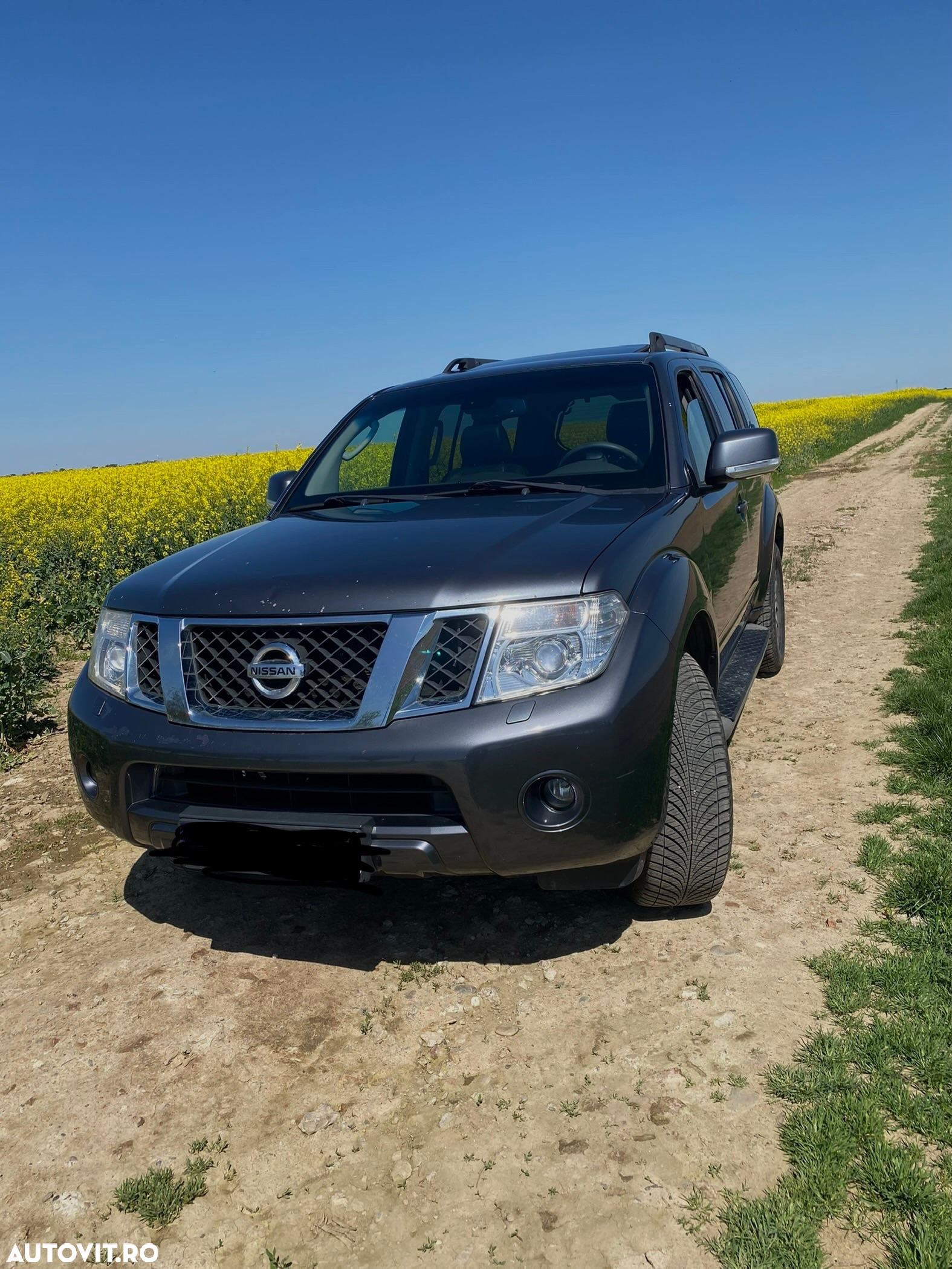 Nissan Pathfinder 2.5 dCi DPF All Mode 4X4 LE Aut. - 2