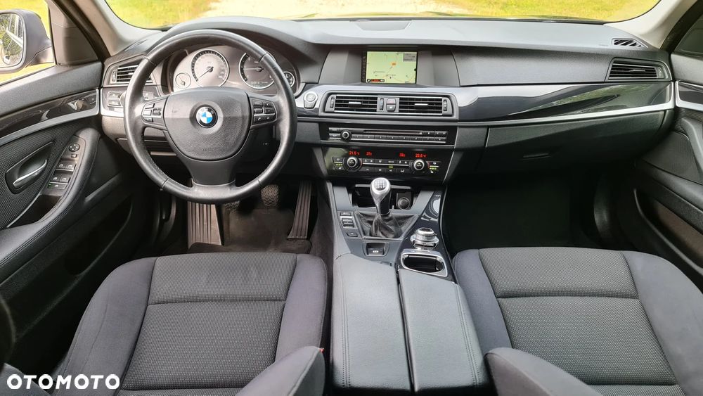 BMW Seria 5 520d - 6
