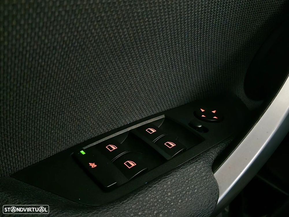 BMW X1 18 d sDrive - 24