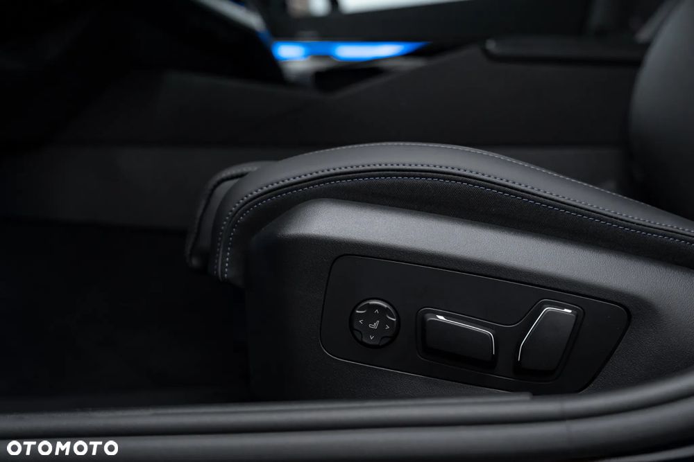 BMW Seria 5 - 26