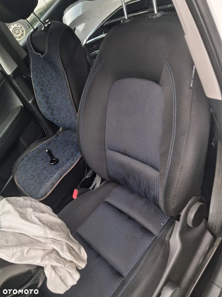 Hyundai ix20 - 12
