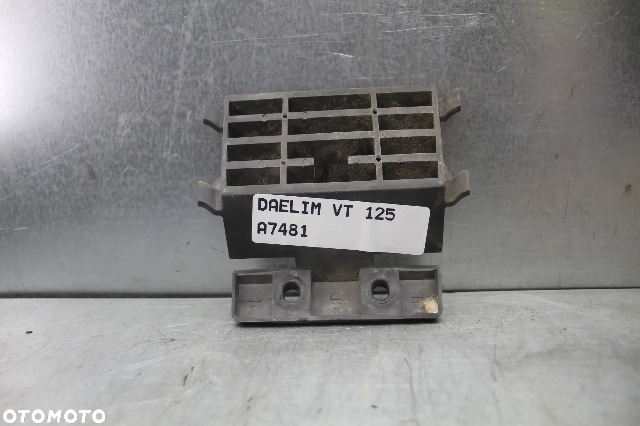 Daelim VT 125 Daystar Kratka osłona owiewka - 2