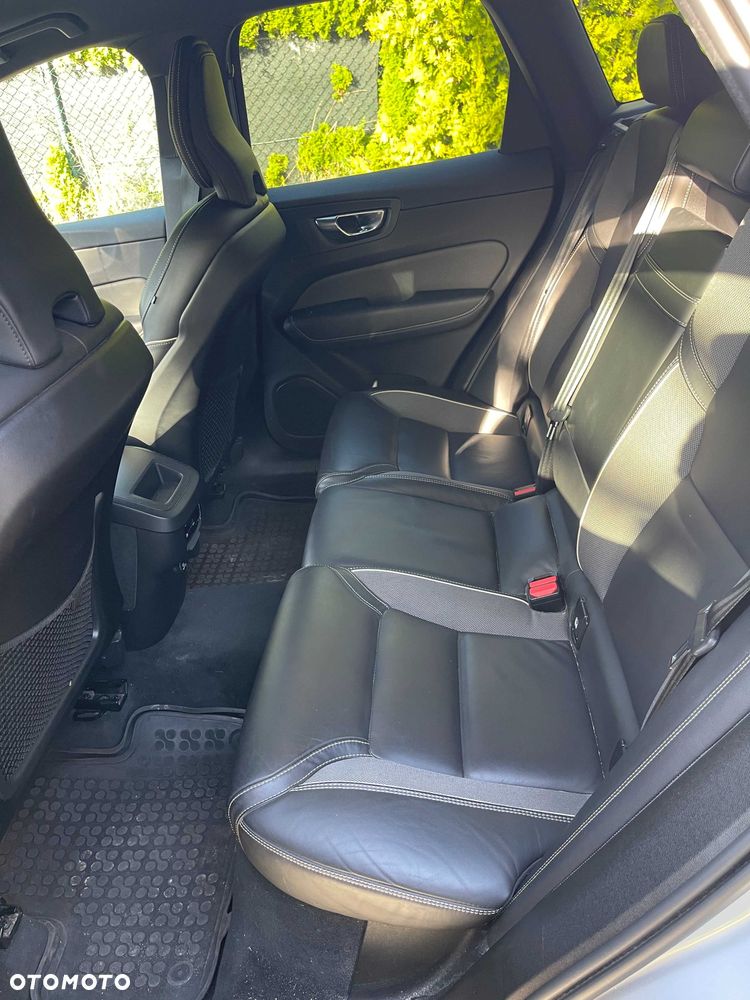 Volvo XC 60 - 8