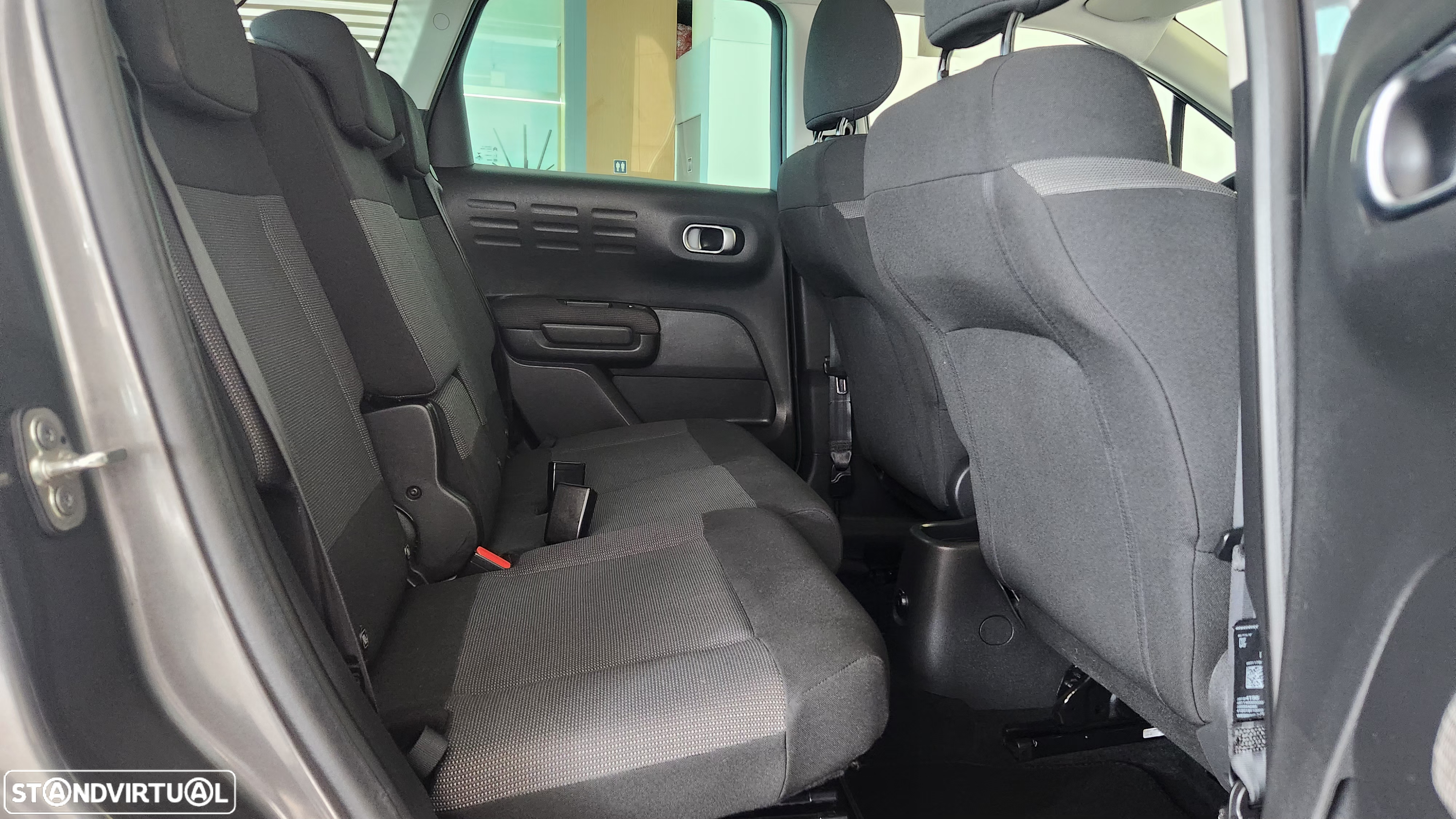 Citroën C3 Aircross 1.5 BlueHDi Shine S&S - 51