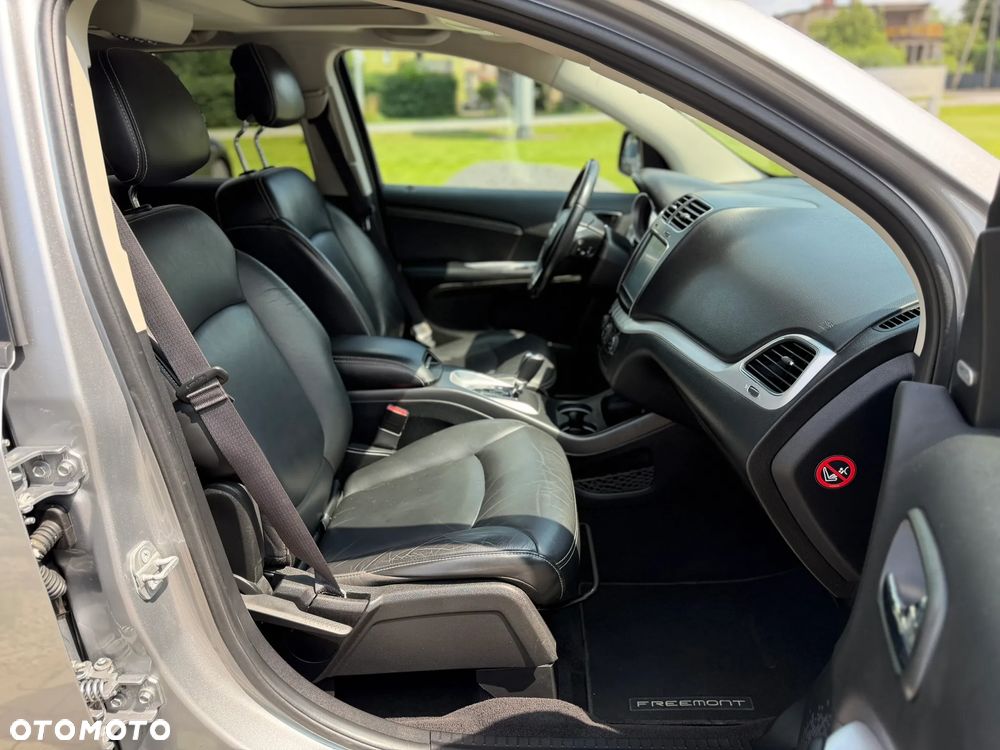 Fiat Freemont 2.0 Multijet Lounge AWD - 12