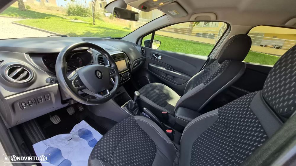 Renault Captur 1.5 dCi Exclusive - 10