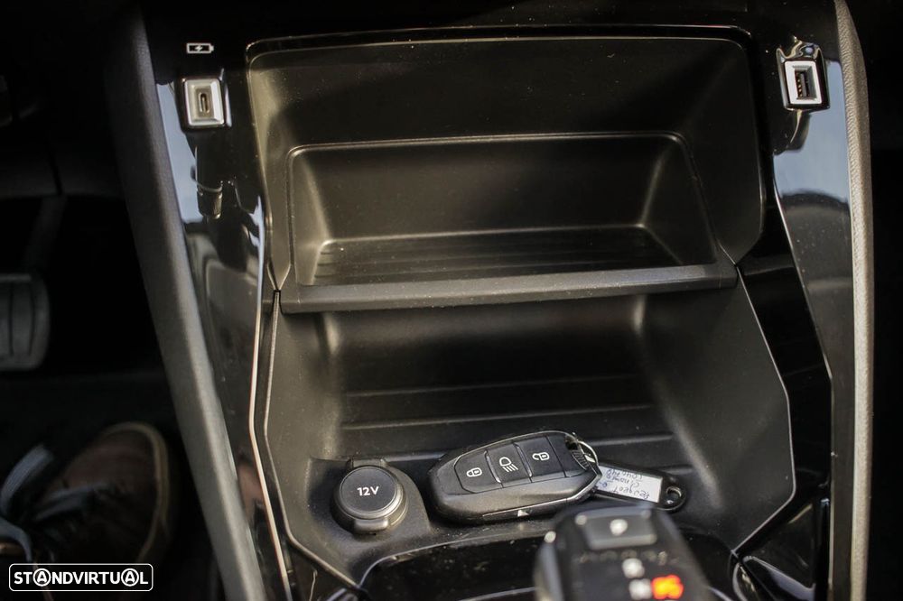 Peugeot e-208 50 kWh Active Pack - 16