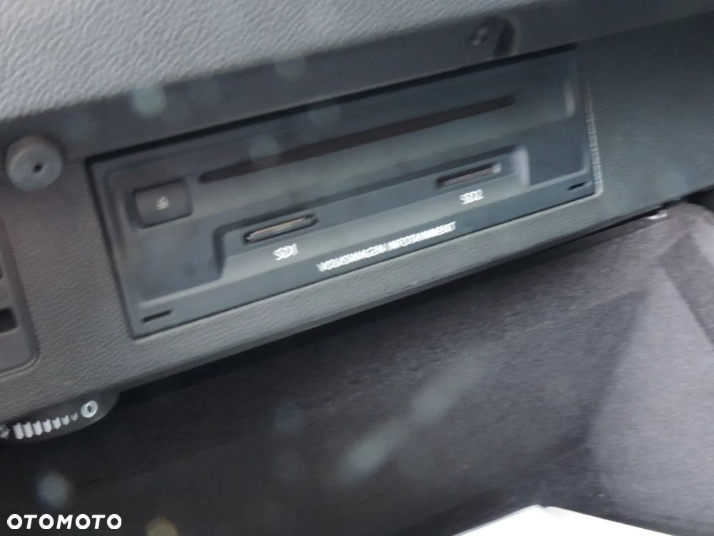 Volkswagen Passat 2.0 TDI SCR (BlueMotion Technology) Comfortline - 17